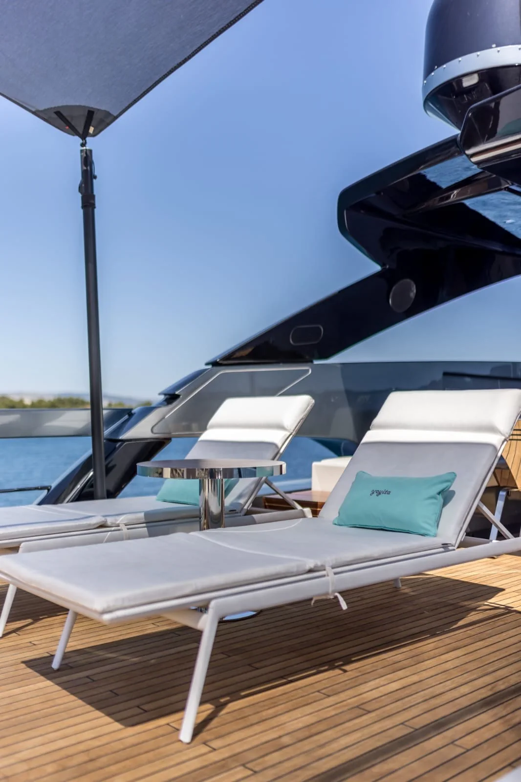 Open deck aboard YOYITA II